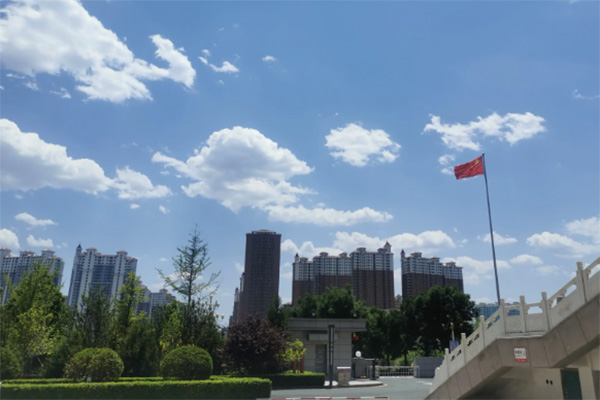 天津充氣膜結(jié)構(gòu)助力企業(yè)攻克環(huán)保難題，多一座氣膜，多一片藍(lán)天